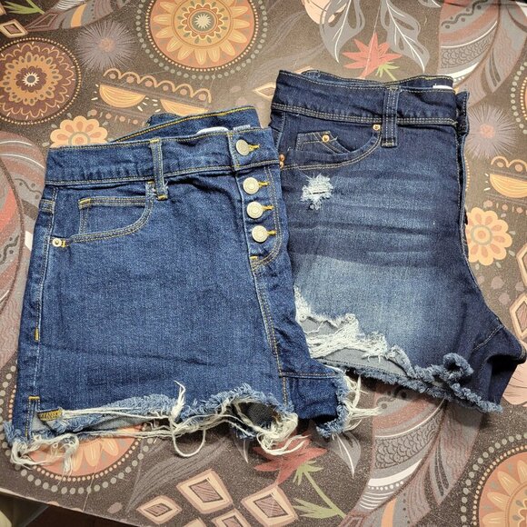 Old Navy YMI Classic Blue Button Up Distressed Cut Off Dark Wash Denim Shorts - Picture 1 of 8